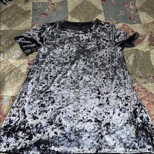 Crushed Velvet Short Sleeve short dress Silver/Black size large